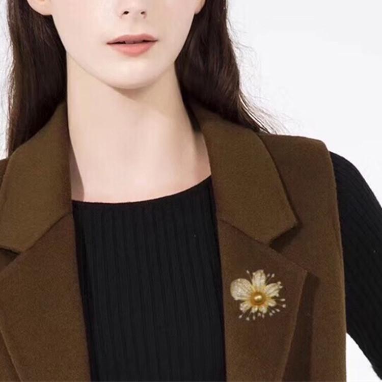 Classic Pearl & Agate Jade Orchid Brooch – Elegant Spring Flower Corsage for Women