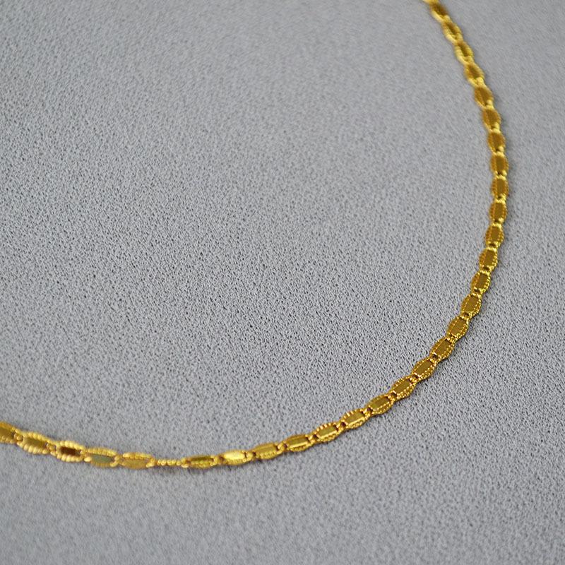 Französisch literarisch und retro Spitze Messing vergoldet schlichte einfache Kette gestapelt getragen ins kurze Halskette Schlüsselbeinkette Frauen