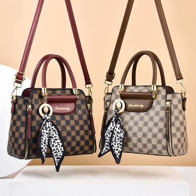 New Diamond Lattice Oblique Span Middle-aged Mother Bucket Bag Texture Large Capacity Temperament Hand Bill Shoulder Bag