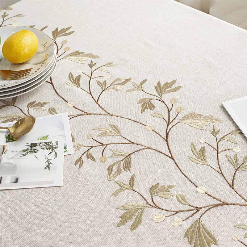 Nappe Brodée en Coton et Lin avec Pompons - Housse de Table Carrée Rectangulaire Ronde pour Table à Manger Table Basse Décoration de Maison