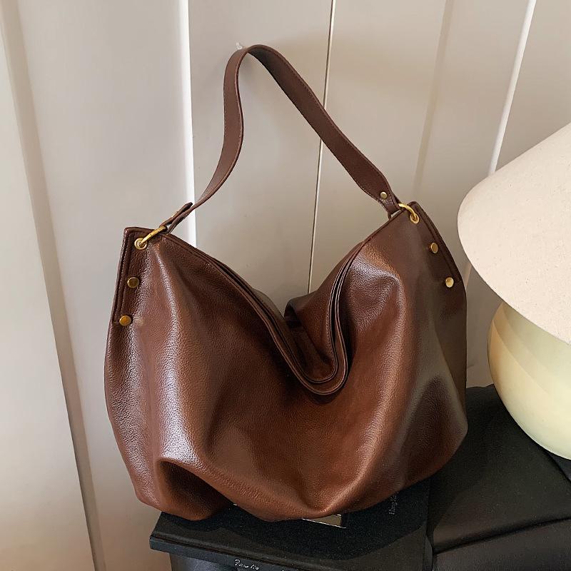 Casual Commuting Large-capacity Soft Leather Bag Women's 2025 New Trendy Versatile Messenger Bag Shoulder Underarm Bag Tote Bag