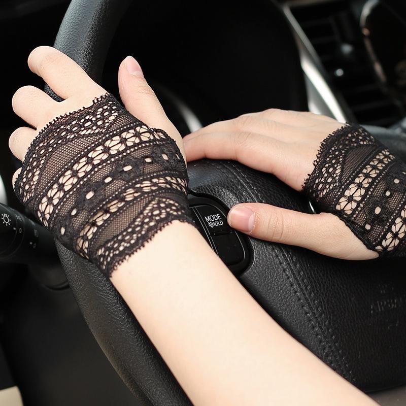 

Летние женские черные кружевные перчатки без пальцев - Эластичные, короткие, защита от солнца, декоративный дизайн с полупальцами для вождения и танцев. One Size