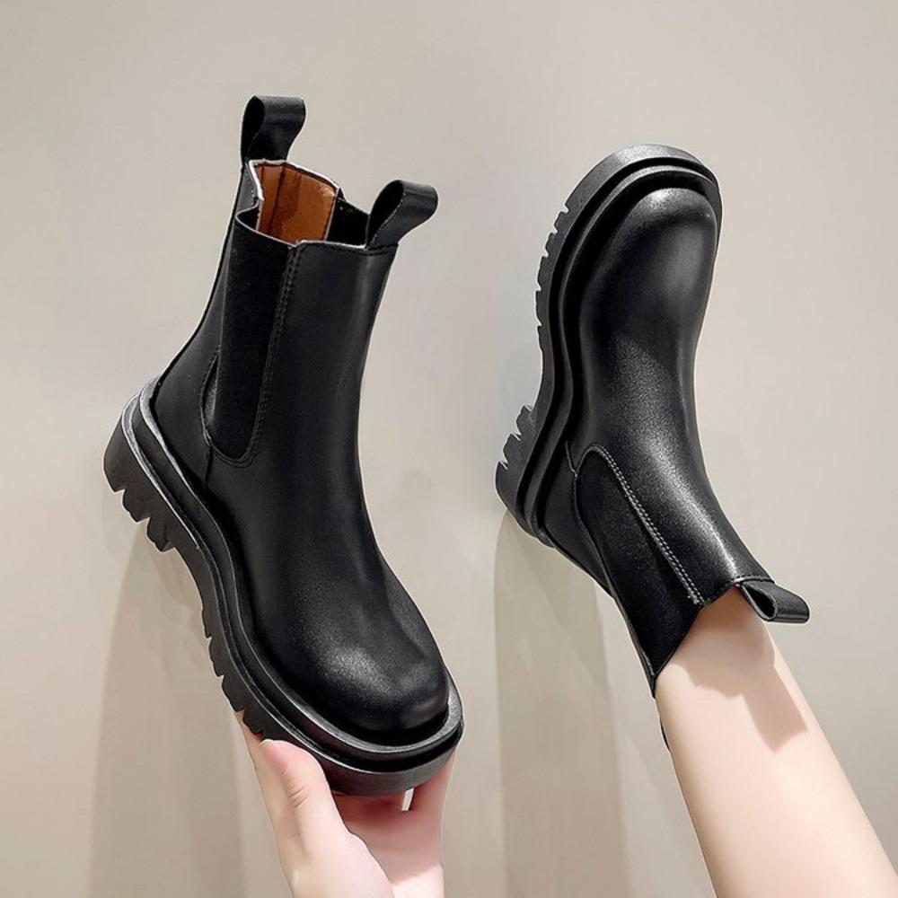 

Luxury Women Boots Thick Sole Chelsea Boots Women Flat Casual Boots High Quality Fashion De Mujer Shoes for Women 38