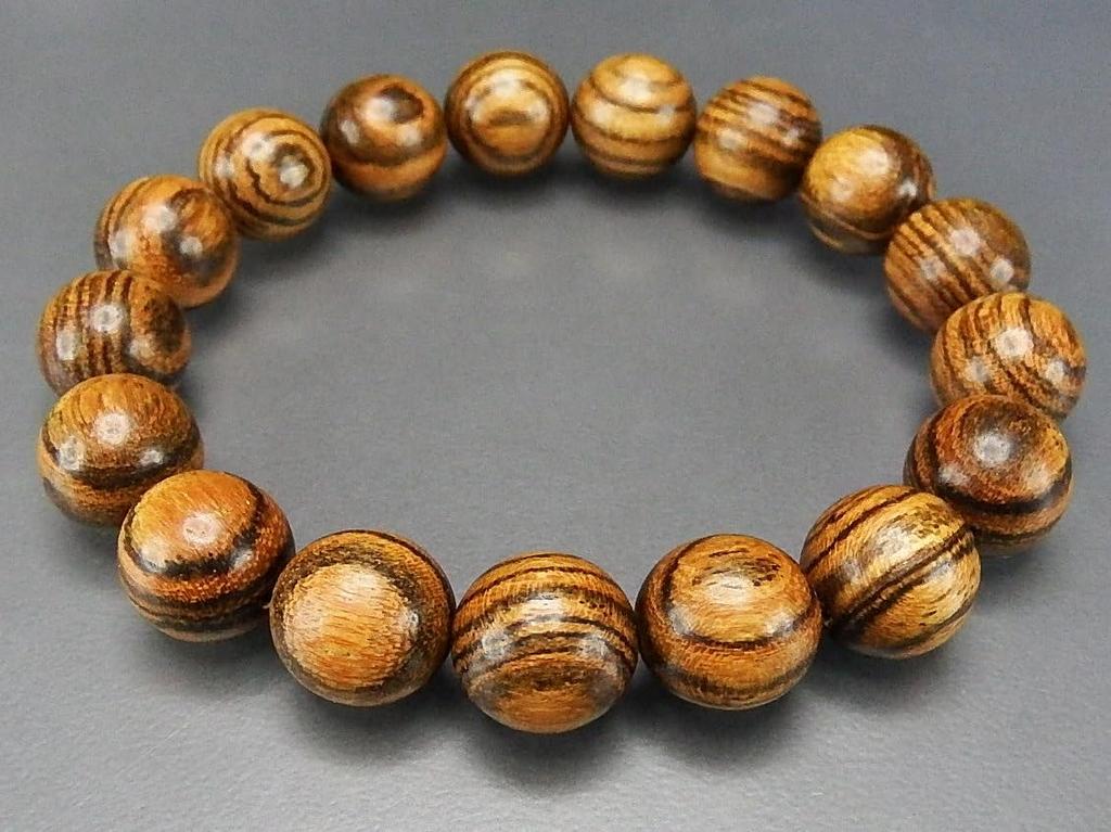 [Sekigai] Tiger Crest Sandalwood Large Beads 12mm Wooden Prayer Bead Bracelet Approx. 178mm
