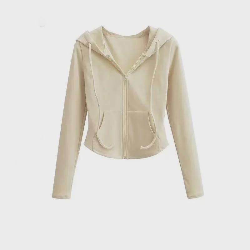 "Women's 2024 German Velvet Slim-Fit Hooded Cardigan: Trendy Hot Girl Style for Autumn/Winter"