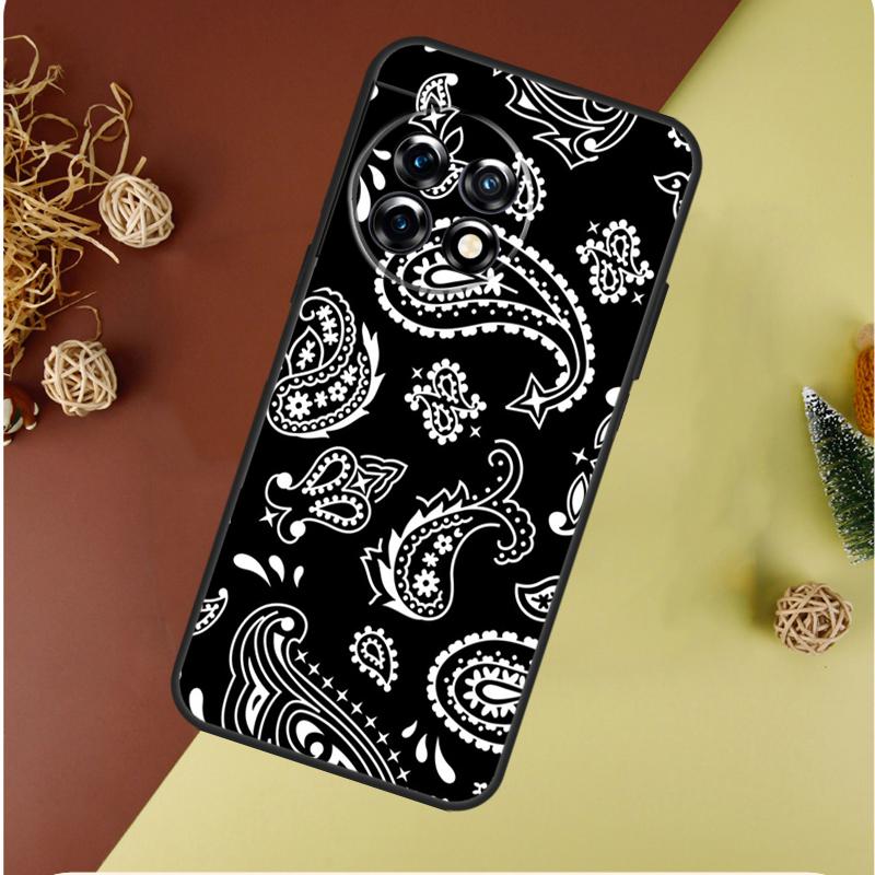Black Bandana Paisley For OnePlus 13 13R 12 12R 11 9 10 Pro 8T 9RT 10T 10R N20 N30 Nord CE 2 3 4 Lite Phone Case