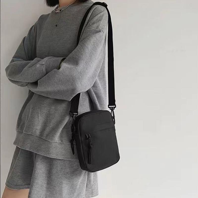Mini Torebka na Ramię Damska/Męska Mała Kwadratowa Torebka Rekreacyjna Sportowa Wielofunkcyjna Torebka Crossbody Lekka Torebka na Drobiazgi/Telefon na Wyjście