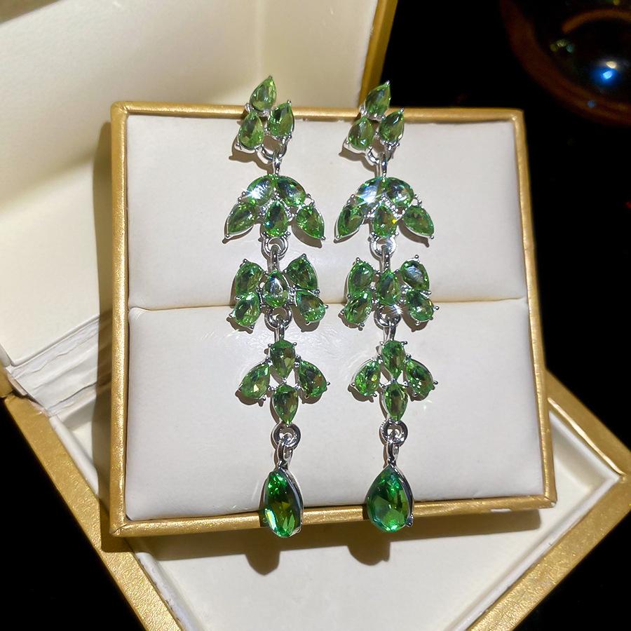 

French simple zircon glass leaf stud earrings niche earrings exquisite versatile earrings women