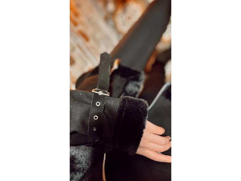 Damen-Wildledermantel mit innenliegendem Rapite-Gürteldetail