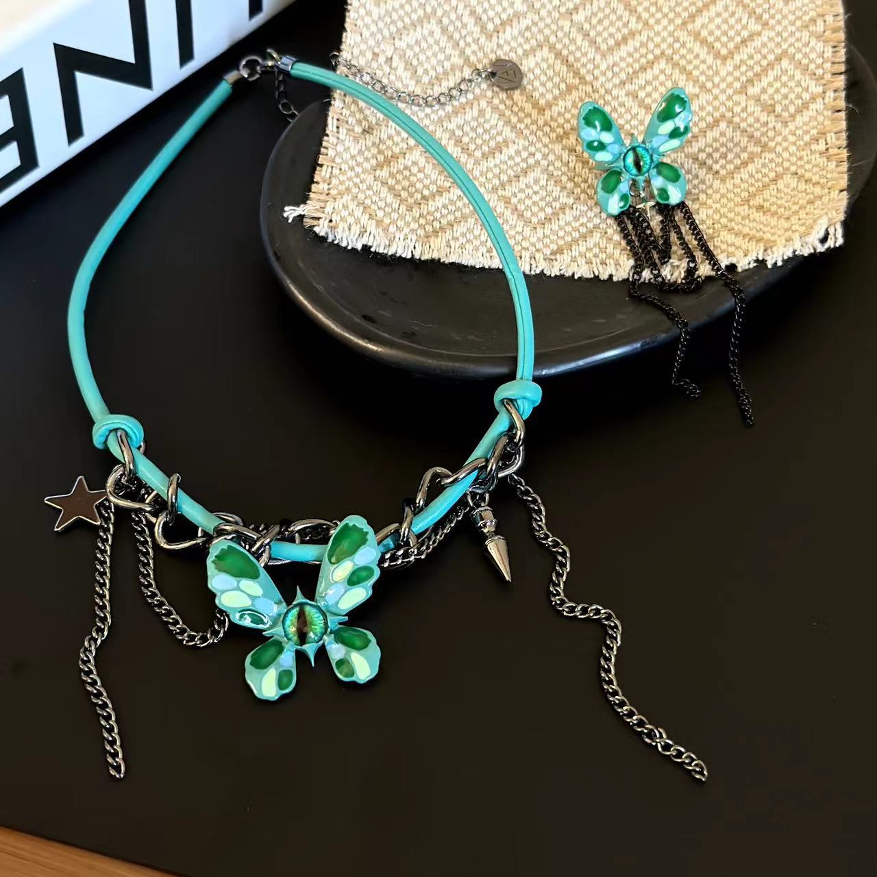 

GemChic женское разноцветное кожаное ожерелье из макарон с бабочкой и звездой, ожерелье, серьги-клипсы, комплект из двух предметов, подарок на день рождения, Рождество
