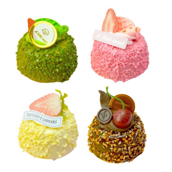 1/4Pcs Simulated Cake Figurine Realistic Mini Strawberry Chocolate Cake Model Home Kitchen Desktop Decoration Ornament Photo Props