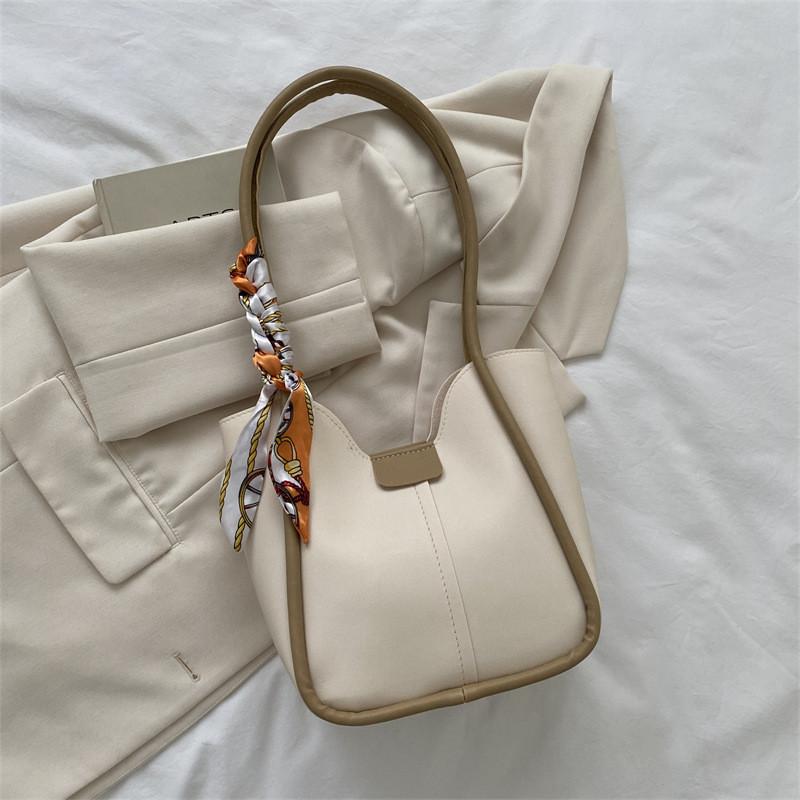 Fashionable Large Capacity Women's Bag Autumn New Fashion Simple Generous Shoulder Tote Commuter Bag Women