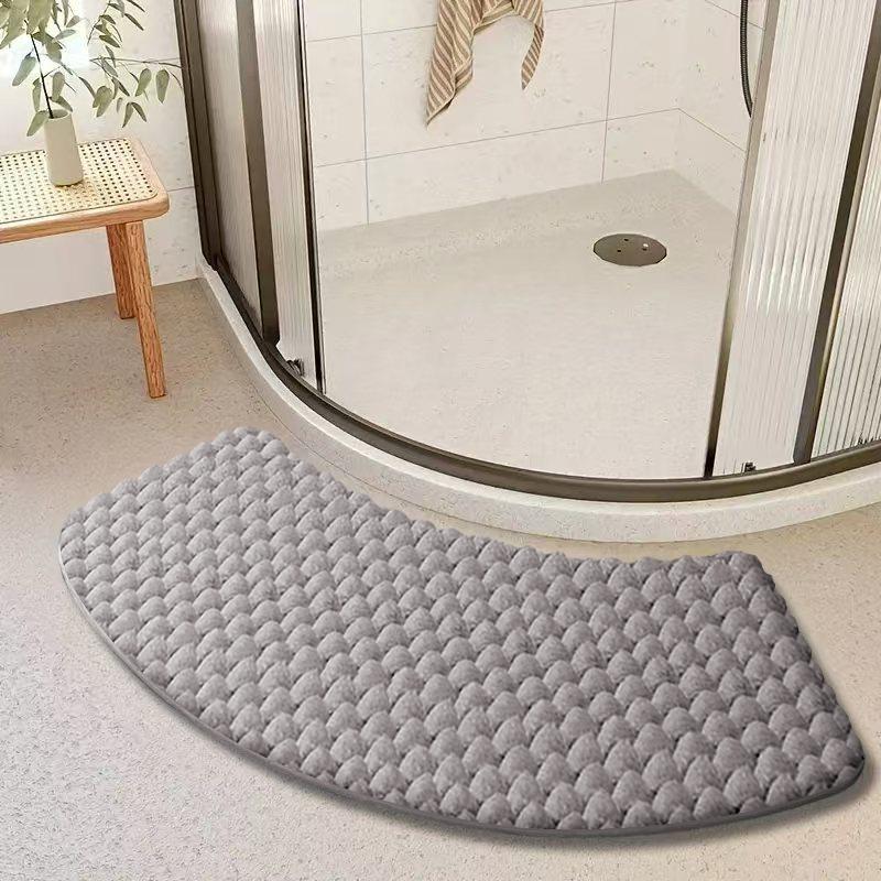 Badezimmer-Antirutschmatte für zu Hause, verdickte fächerförmige weiche Matte, WC-Plüschmatte, Duschraum-Türvorleger, Eingangsvorleger