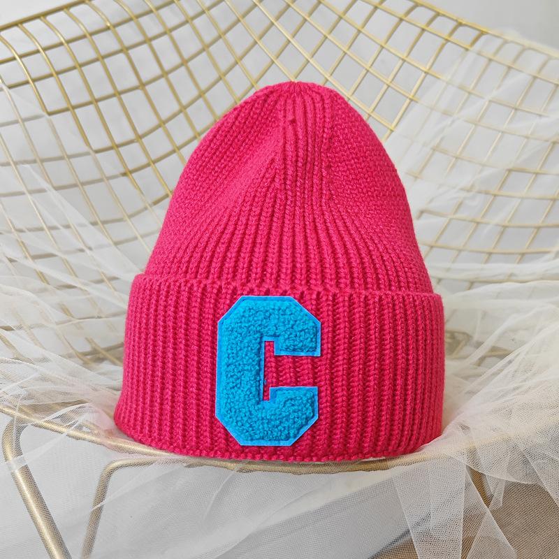 Chapeau d'hiver simple multicolore avec grande lettre C pour femme, bonnet unisexe d'hiver, casquette d'extérieur épaisse et chaude, style hip-hop, sport, ski, tricoté