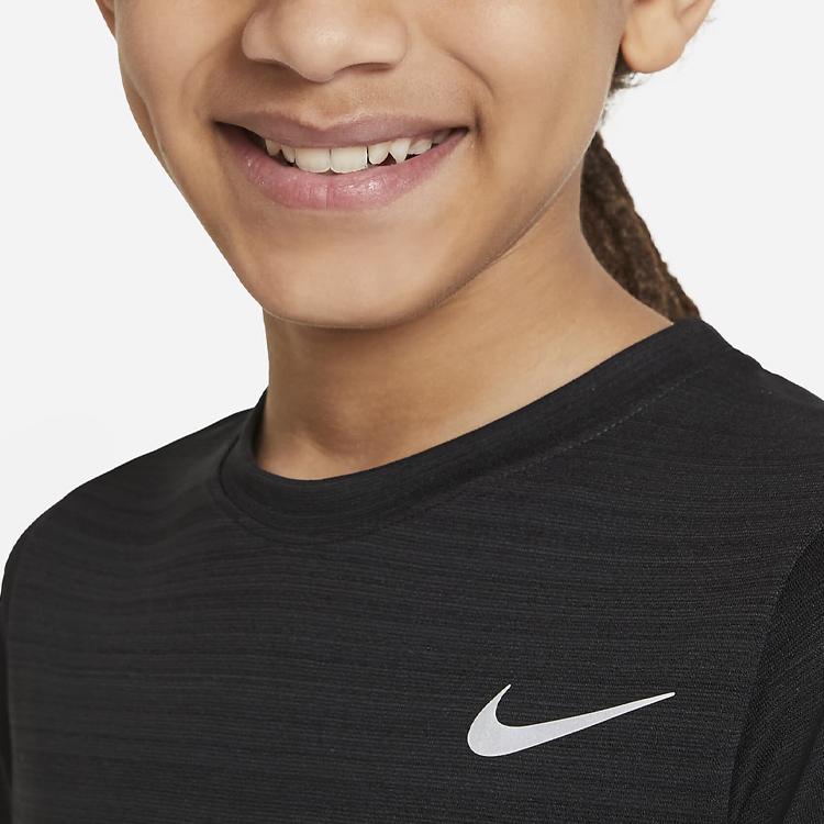 Nike Dri-FIT Miler Logo Multicolor Crew Neck Short Sleeve T-Shirt Kids Tops Black DD3055-010