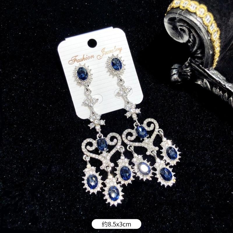 Korean Version of Celebrity Luxury Crystal Flash Diamond Stud Earrings Women's Banquet Exaggerated Temperament Fringed Earrings Retro Zircon Earrings