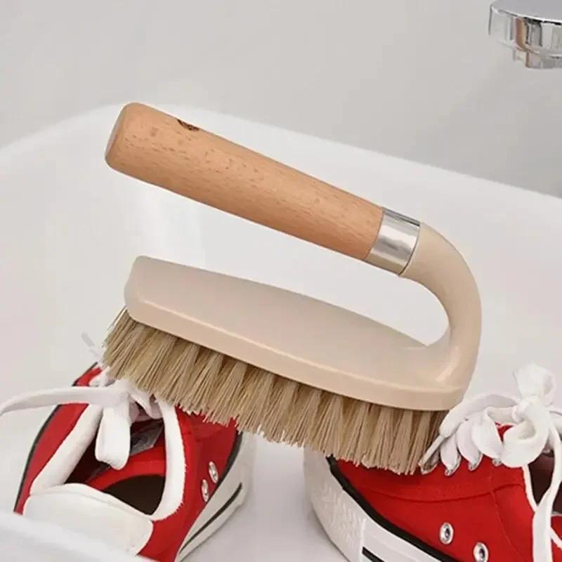 Wooden Cleaning Brush Multifunctional Log Color Shoe Washing Laundry Cleaning Brush Bathroom Floor Decontamination Brush.