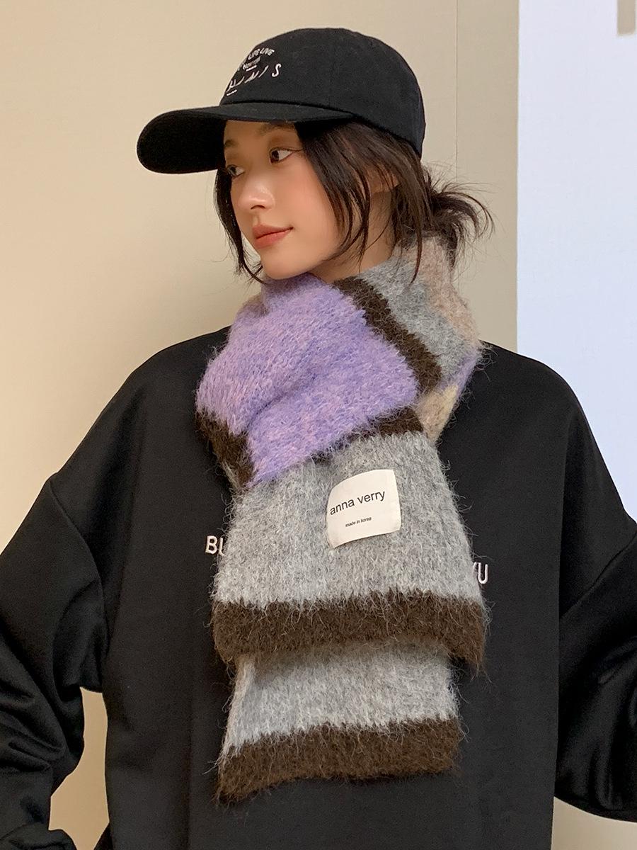 

Зимний яркий полосатый мохеровый шарф 2024 года: Уютный, модный и универсальный аксессуар на шею для пар в японском и корейском стилях. 165x20 cm фиолетовый