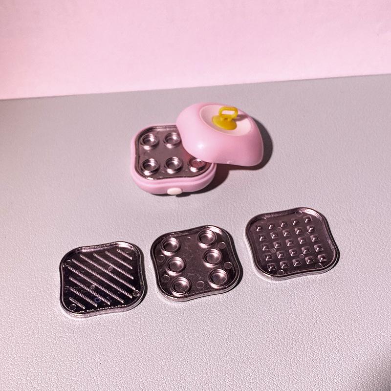 

1/12 Scale Simulation Miniature Egg Fryer Dollhouse Mini Frying Machine Kitchen Cooking Toy Doll Accessories
