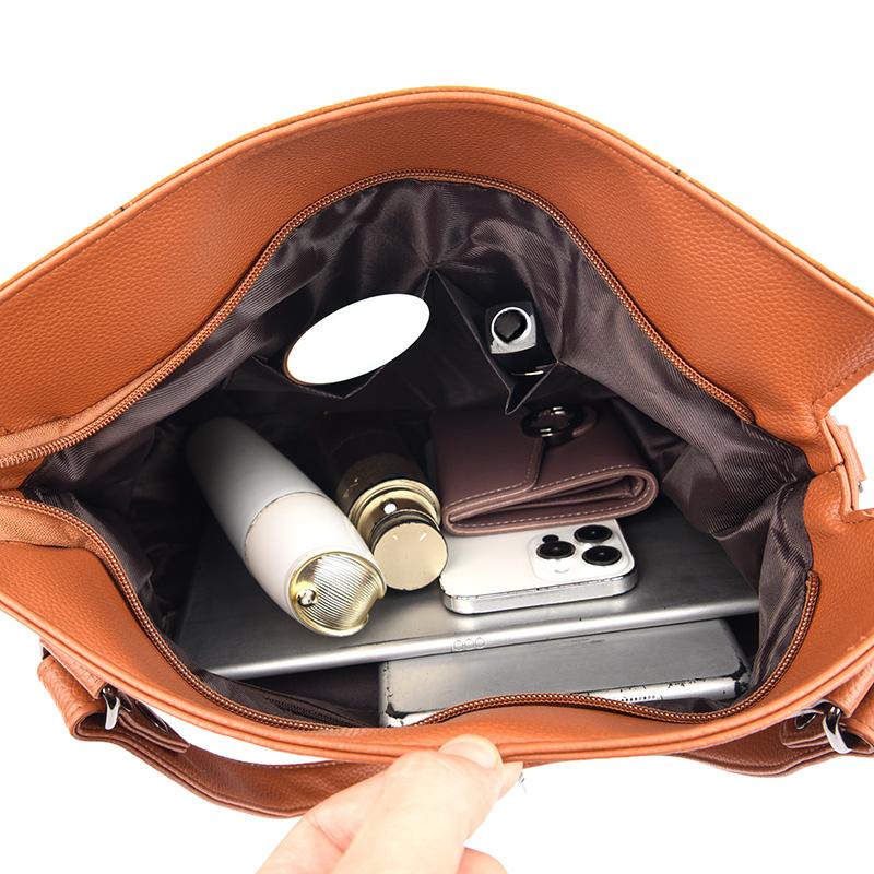 Tassel Tote Bag New 2024 Winter Large Capacity Luxury Designer Brands Bags Women'S Handbag Fashion Trend Purse Bag