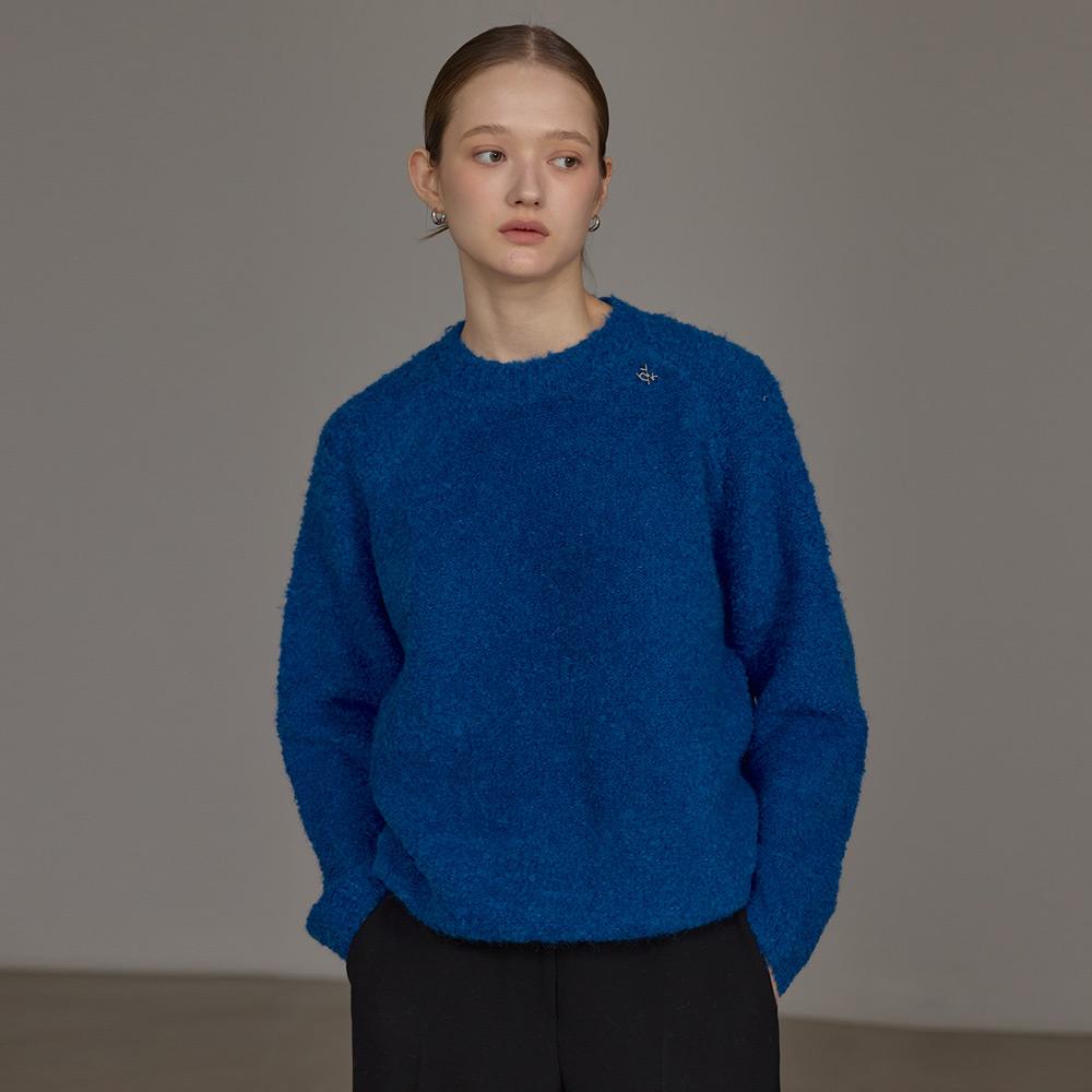 Hiikeu Small Boucle Logo Knit_Hot Blue