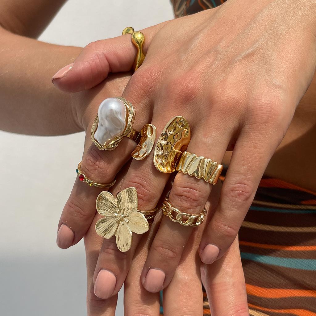 Baroque Imitation Pearl Set Gemstone Ring, Design Liquid Lava Flower Opening Ring