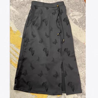 Damen Hochtaillierter Jacquard-Rock mit Quasten, Frühjahr 2025: Schlankmachender, drapierter, gerader Schnitt im neuen chinesischen Stil