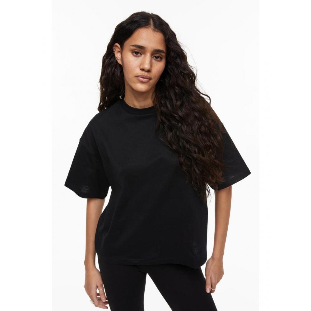 

Футболка оверсайз H&M, черная 1128482001