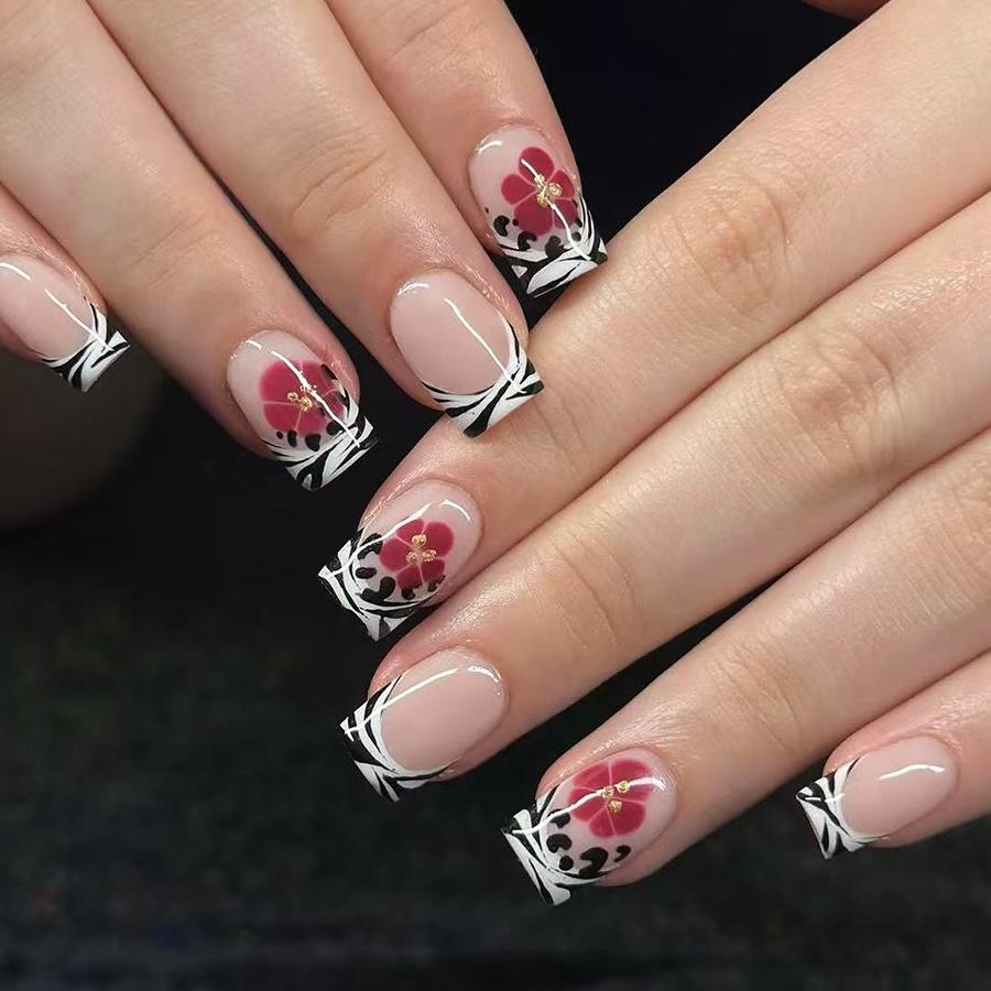 24pcs Leopard Print French False Nail Spicy Girls Flower Brown Short Square Fake Nails with Diamond Design Press On Nails Sets