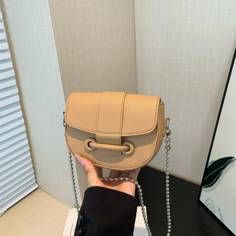 Fashionable Medium-sized Pu Saddle Bag For Women With Trendy Chain Handle