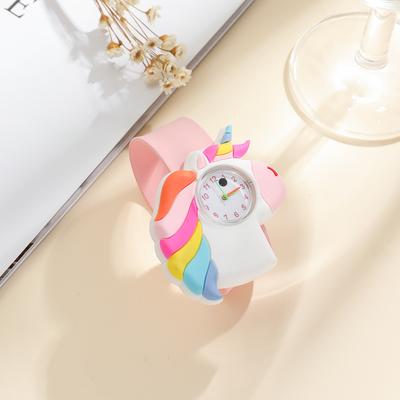 Novo Relógio Infantil Pônei Arco-Íris Fofo Relógio de Quartzo Infantil Pulseira de Silicone Escala Moda