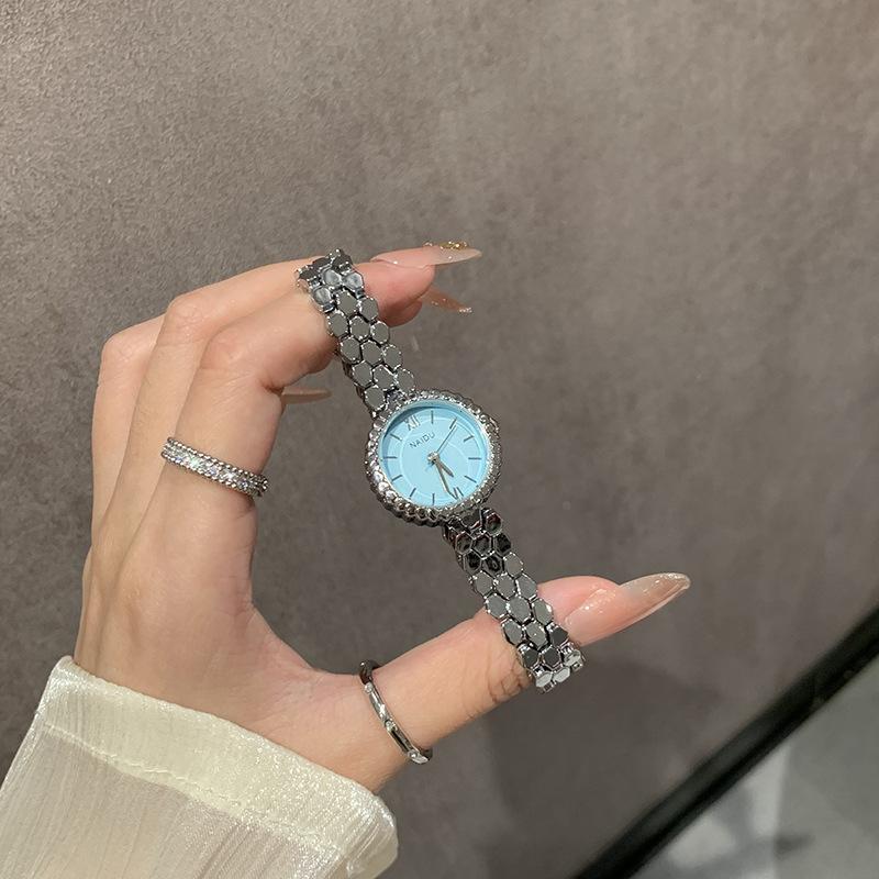 Hochwertige Damenarmbanduhr Damen Klein Frisch Stahlarmband Einfach und Klein Damen Armbanduhr