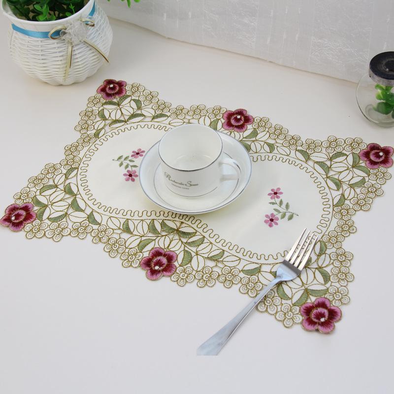 European Embroidered Heat-Resistant Rectangular Placemat
