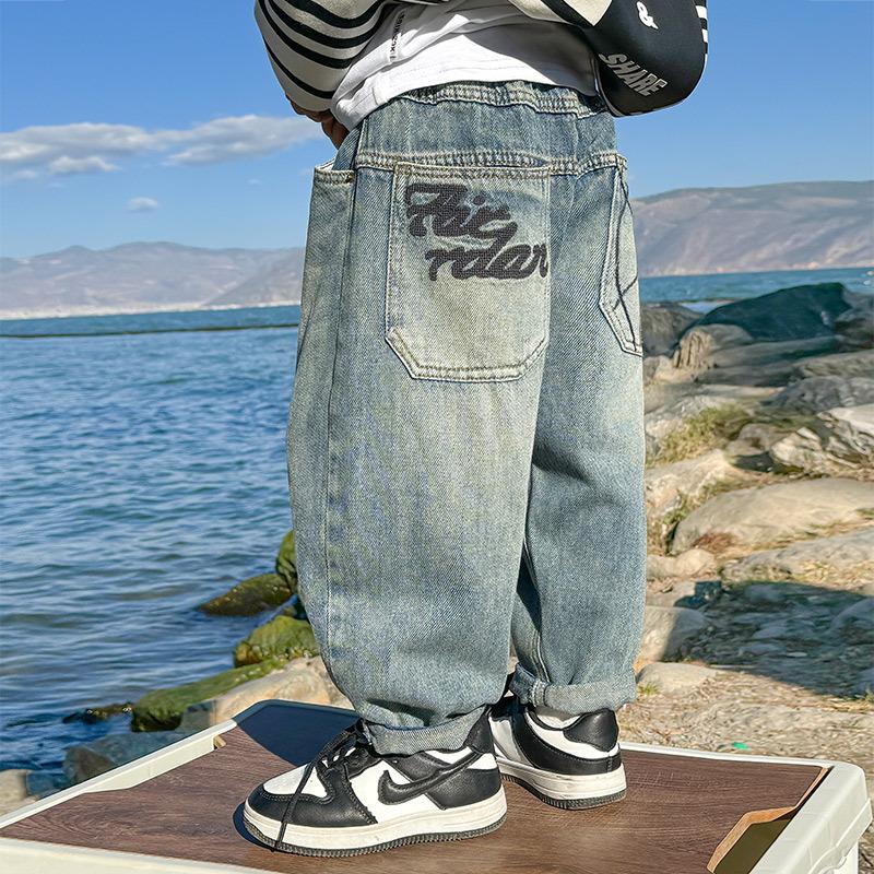 Autumn 2025 Fairy Tale Korean Style Soft Denim Gradient Wash Boys' Jeans - Comfortable, Versatile Long Pants