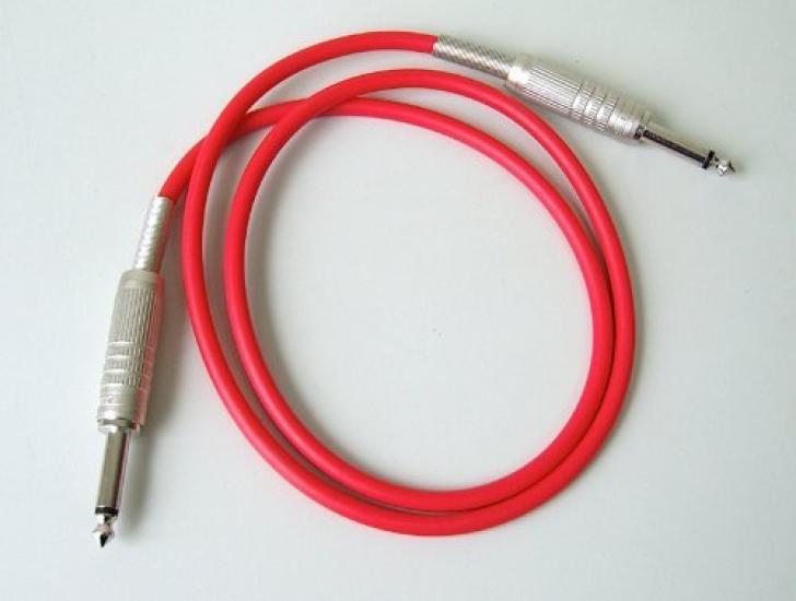 CANARE PROFESSIONAL CABLE 1m Red G01 Shielded Cable