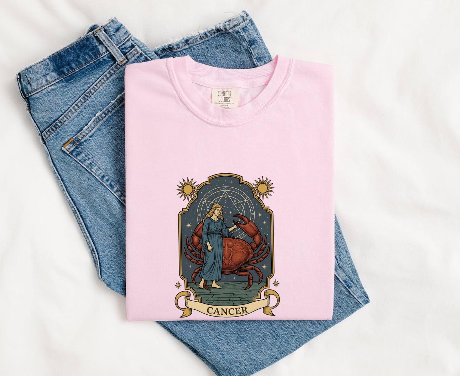 Zodiac Crab Shirt Boho Chic Astrology Gift Women Mystical Tee Cancer T-Shirt Bohemian Enthusiast Spiritual Tshirt Horoscope Graphic Vintage S