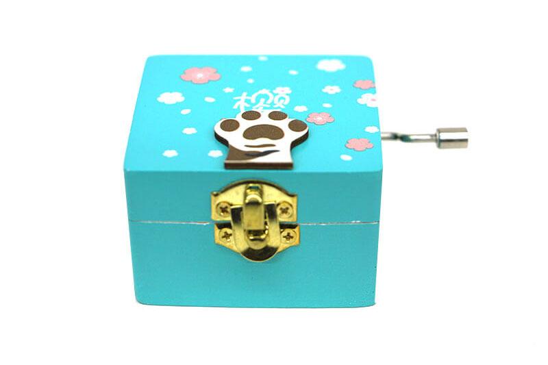 

Музыкальная шкатулка Пати