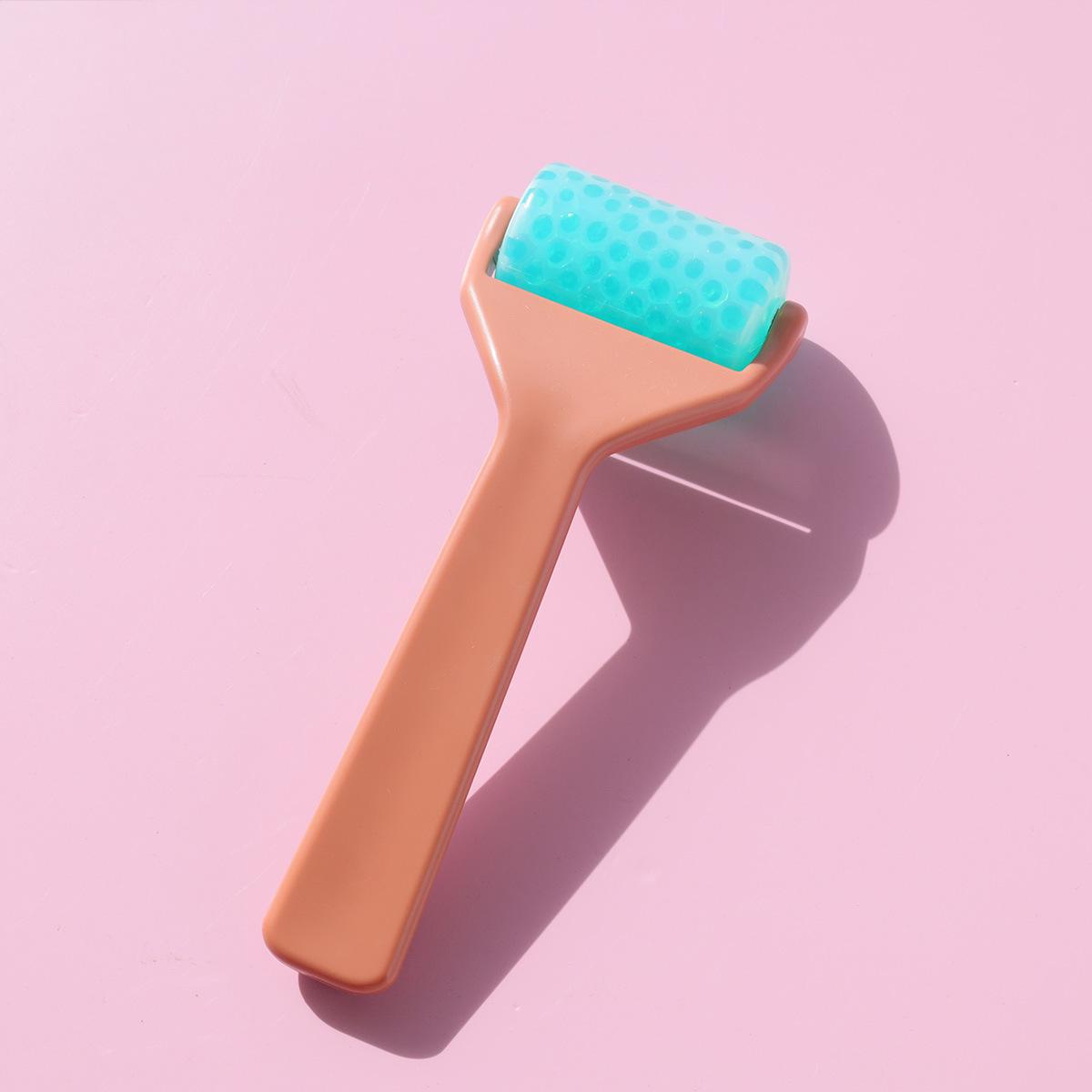 

Полупрозрачный гелевый ледяной ролик - Инструмент для массажа лица и красоты оранжевый/зелёный