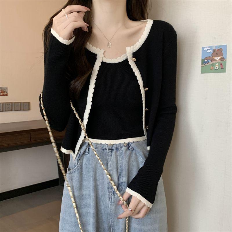 French Xiaoxiangfeng new knitted cardigan round design sweater splicing new temperament thin top