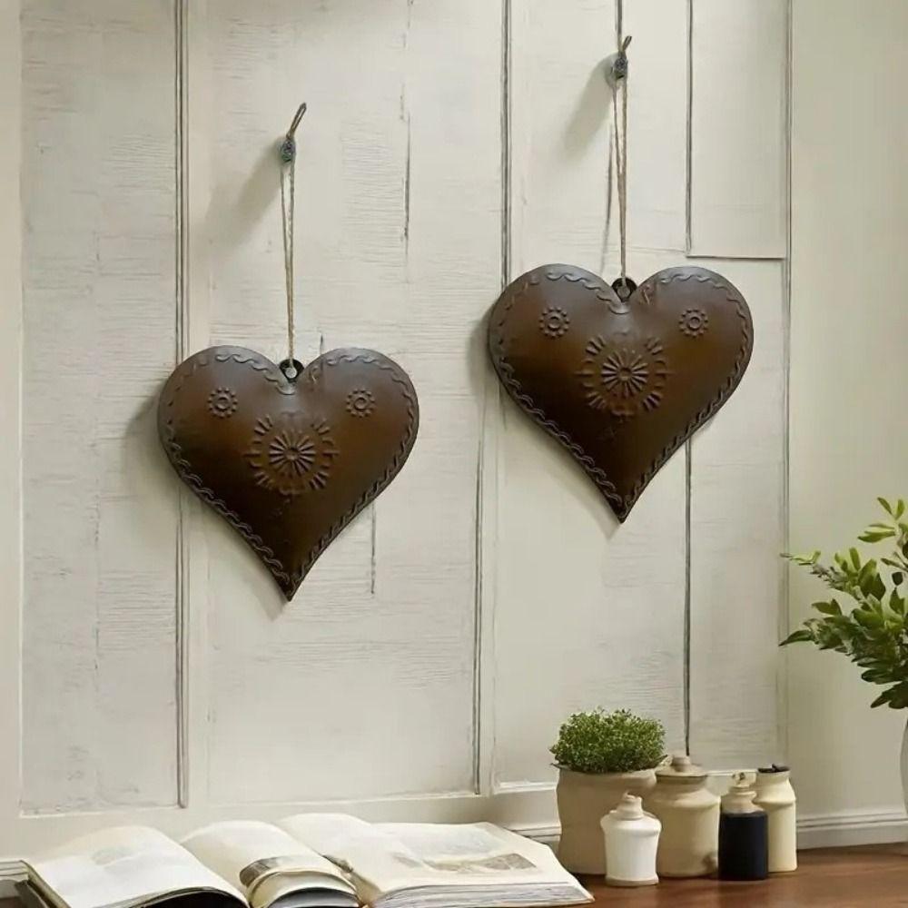 2PCS Vintage Metal Heart Pendant Iron Wall Decor Durable Heart Shaped Ornament  Indoor