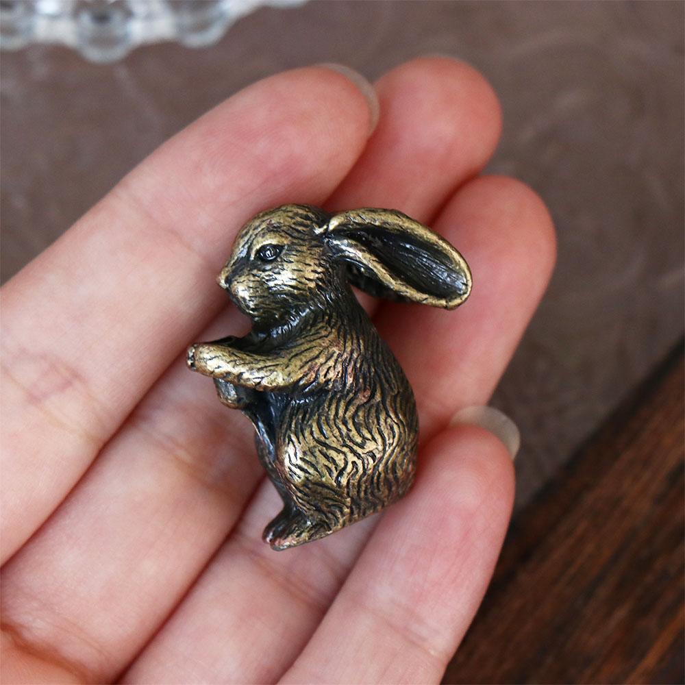 

Metal Rabbit Incense Stick Holder Mini Aroma Burner Rabbit Statue String Incense Burner Table Rabbit