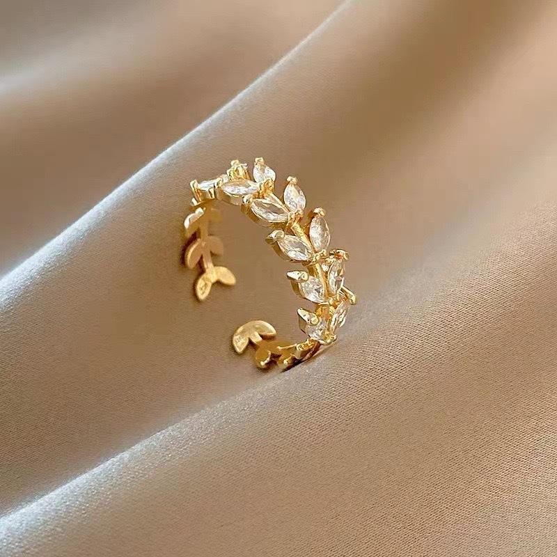 Light luxury fashion high sense pearl zircon copper ring women's design sense retro personality open index finger ring simple
