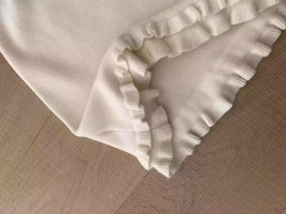 Elegant High-Waist Black Wool A-Line Skirt for Women - Slimming Petite Fit for Autumn and Winter