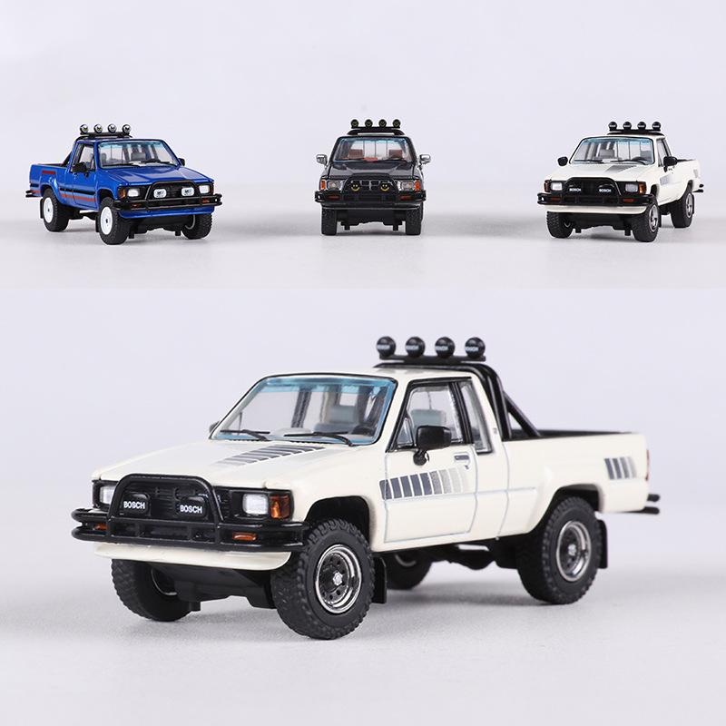 

Пикап Toyota Hilux SR5 1:Орнамент-модель из сплава в масштабе 64