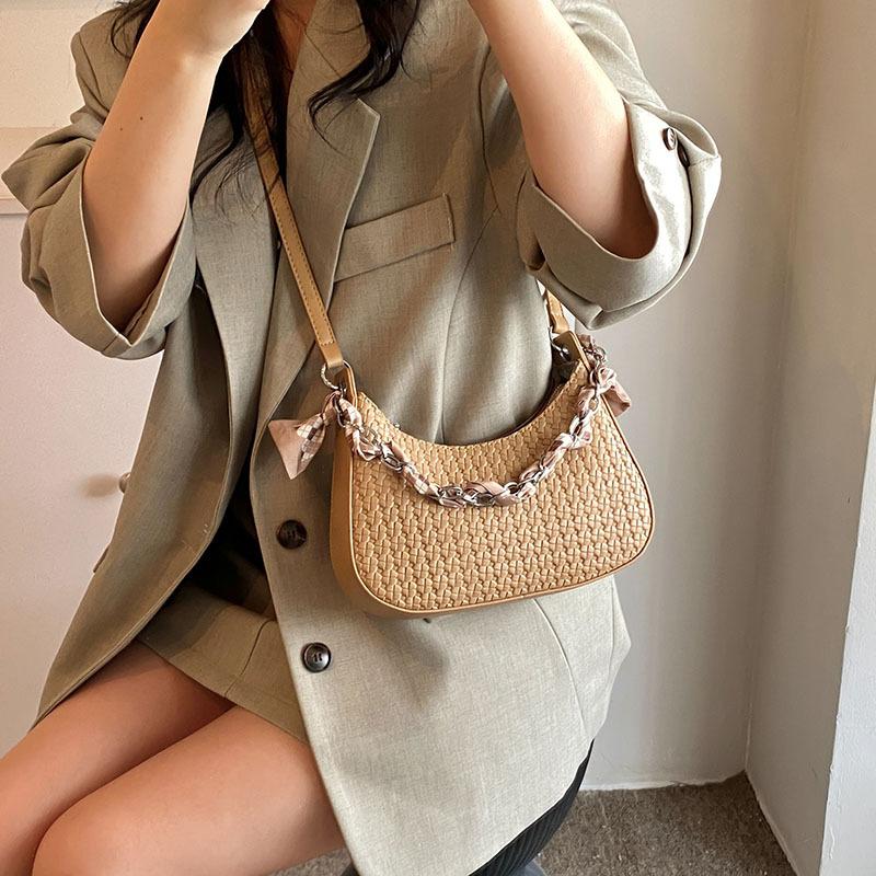 New niche high-end underarm baguette bag women's 2025 new trendy versatile chain shoulder bag