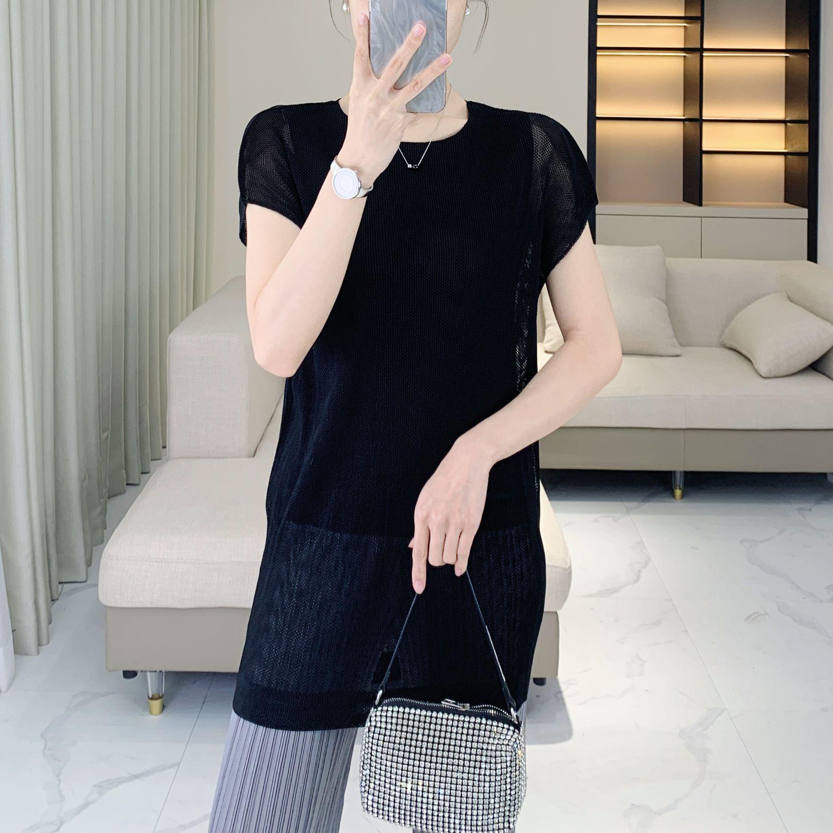 

2025 Summer Women s Short Sleeve Solid Color Round Neck Top One Size [80-140 kg]