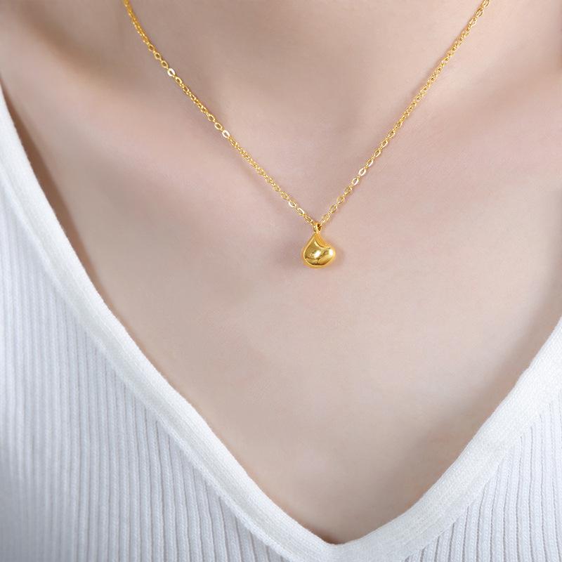 European & American 18K Gold Water Drop Necklace - Titanium Steel, Colorfast, Versatile Clavicle Chain, Retro Hip Hop Niche Jewelry for Women