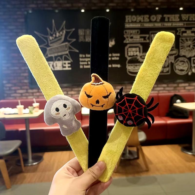 Anel de pelúcia de Halloween, boneco de palmas, festival fantasma, pulseira fofa, aranha engraçada, abóbora, anel de palmas, pequeno presente para crianças