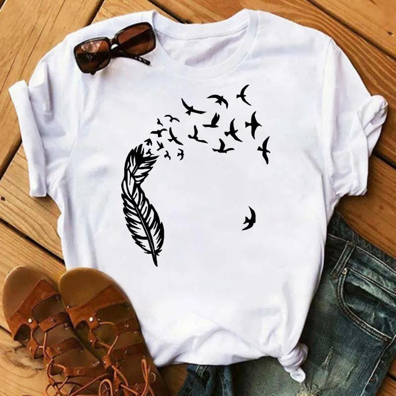Watercolor Butterfly Heart Printed T Shirt New Women Black T Shirt Harajuku Cute Graphic Tee Shirt Ladies Casual FeUnisex Tops Tee