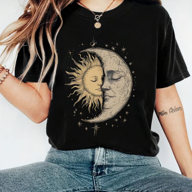 Summer Hot Selling Bohemian Style Tshirt with Mysterious Moon and Sun Face Pattern Print Retro Hippie Style Womens Tshirt
